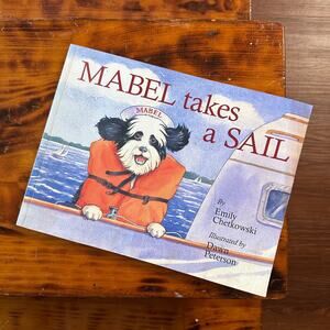 Vintage 2000 Mabel Takes A Sail Paperback Book